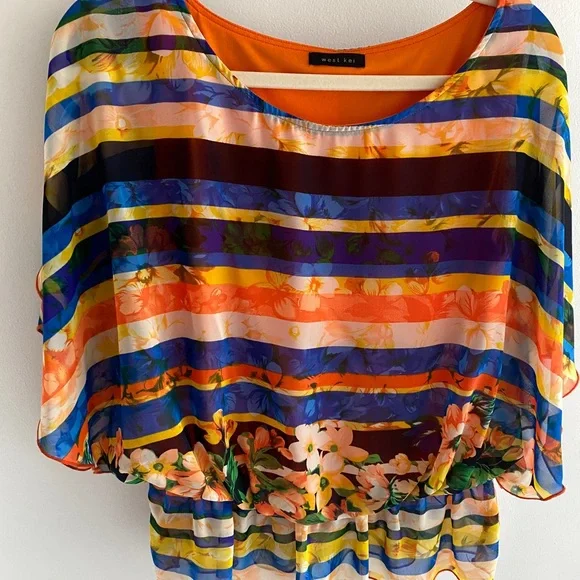 West Kei multicolored blouse, size small, great condition. Lining. - Picture 9 of 12